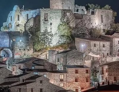 Il Borgo delle Favole: 10 giorni magici nel Castello incantato con le favole da Mille e una notte